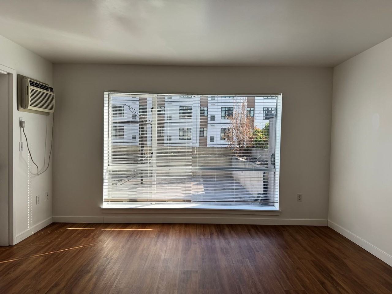 321 10th Ave S #507 - Photo 2 of 20