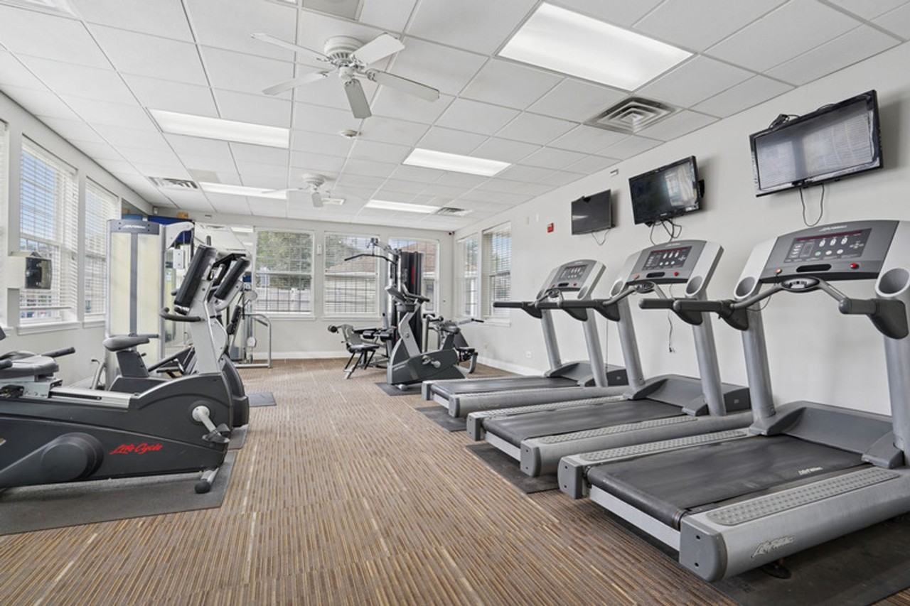 Linden Park Apartments - Photo 3 of 44