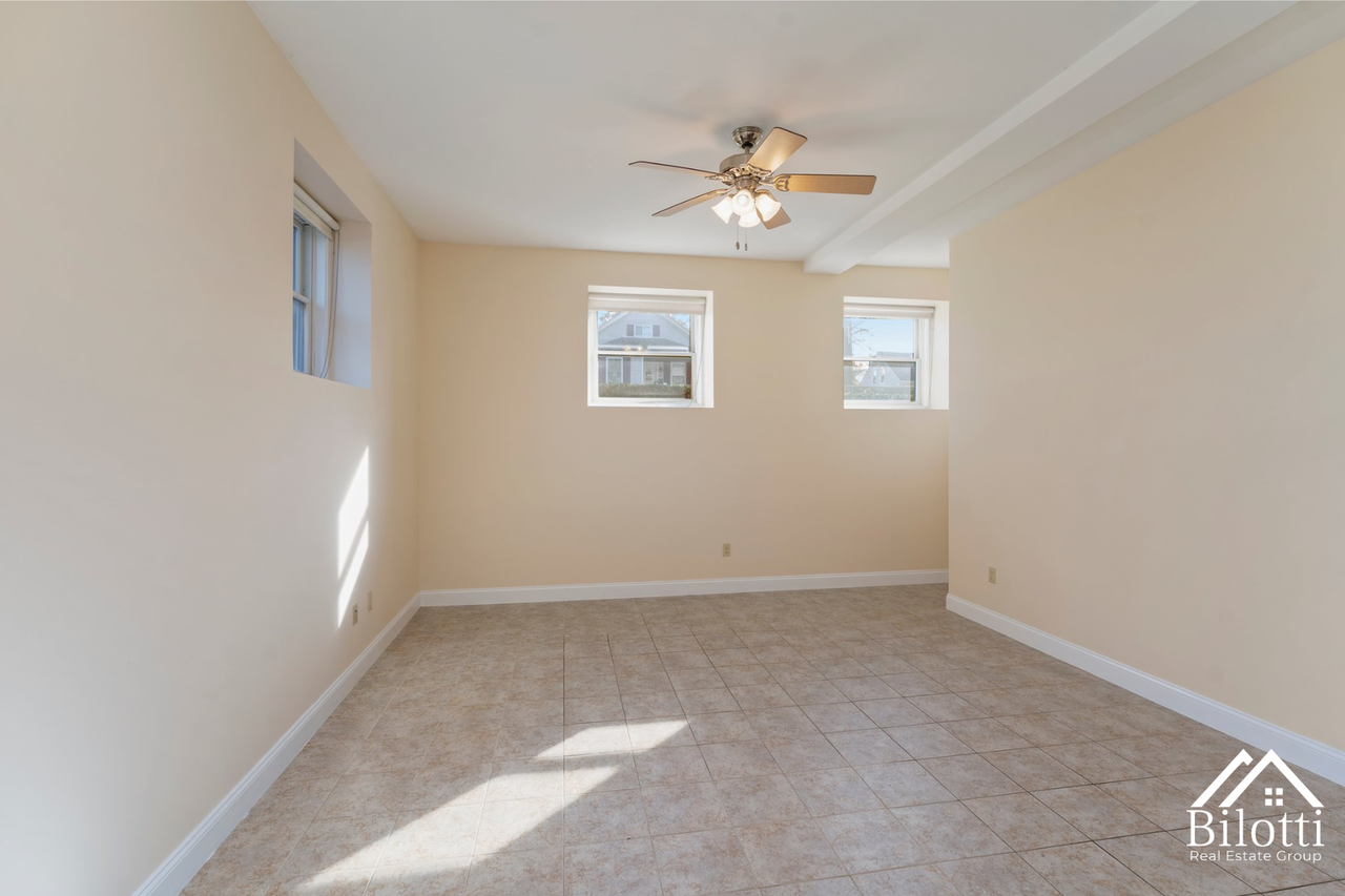 22 Clark Street - Photo 4 of 12