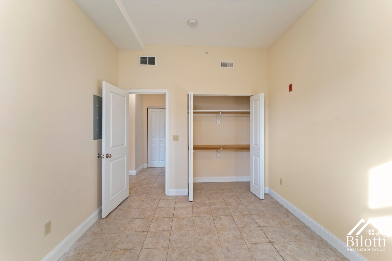 22 Clark Street - Photo 5 of 12