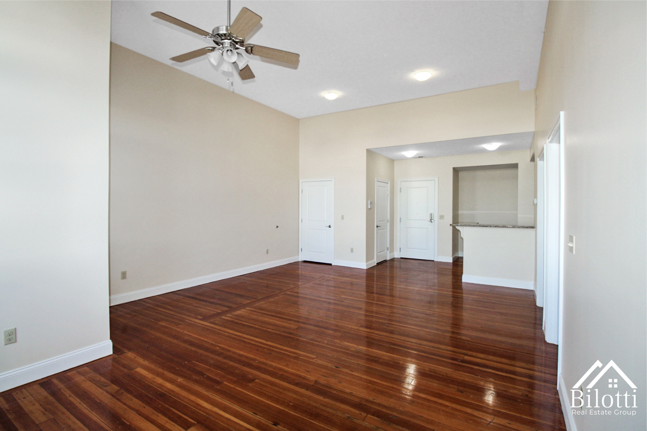 22 Clark Street - Photo 5 of 12