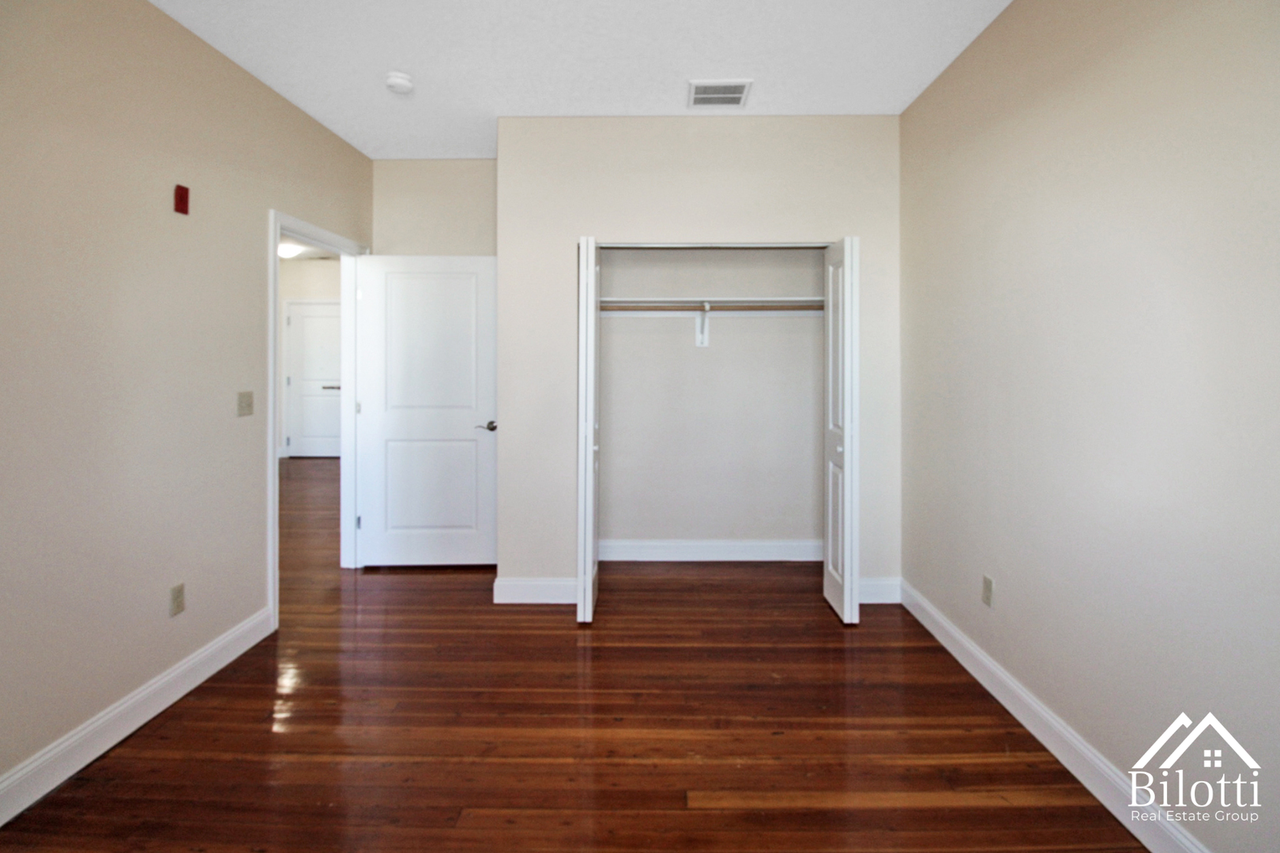 22 Clark Street - Photo 7 of 12