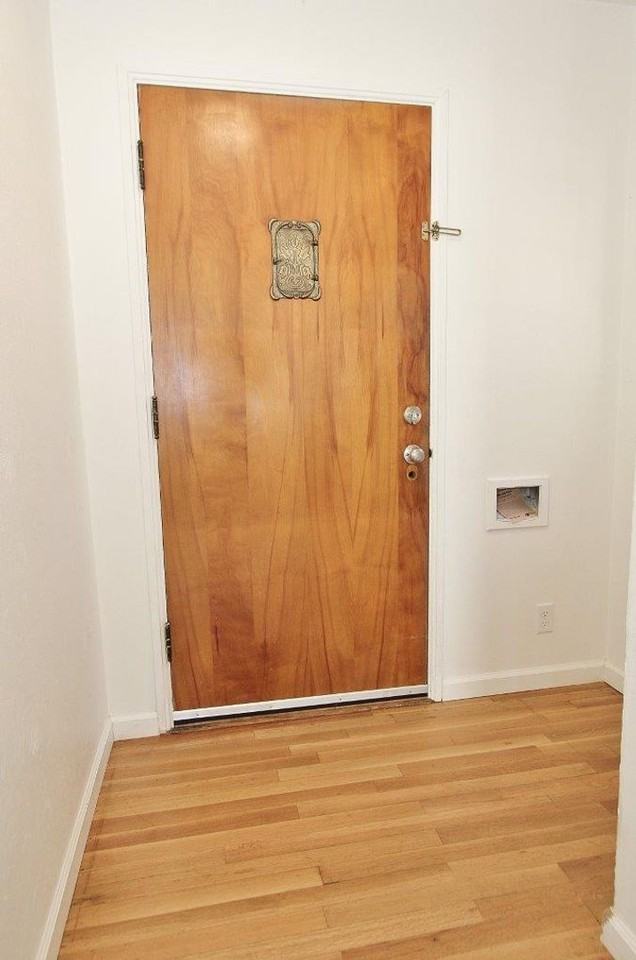 1212 N 20th St - Photo 2 of 24