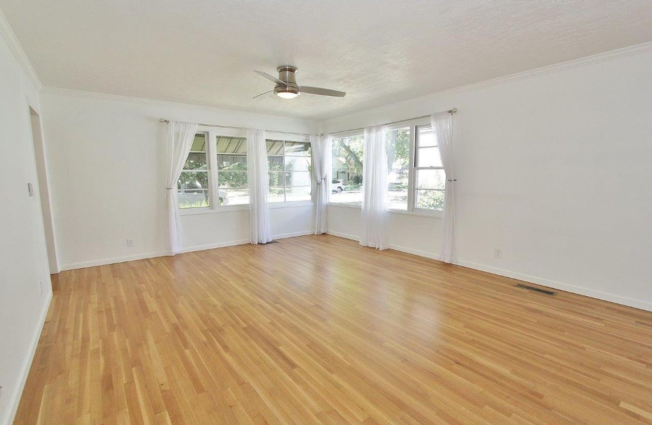 1212 N 20th St - Photo 4 of 24