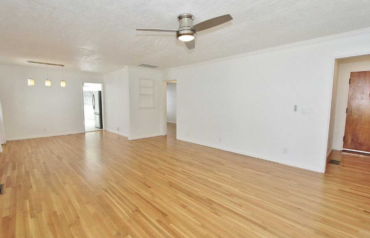 1212 N 20th St - Photo 6 of 24