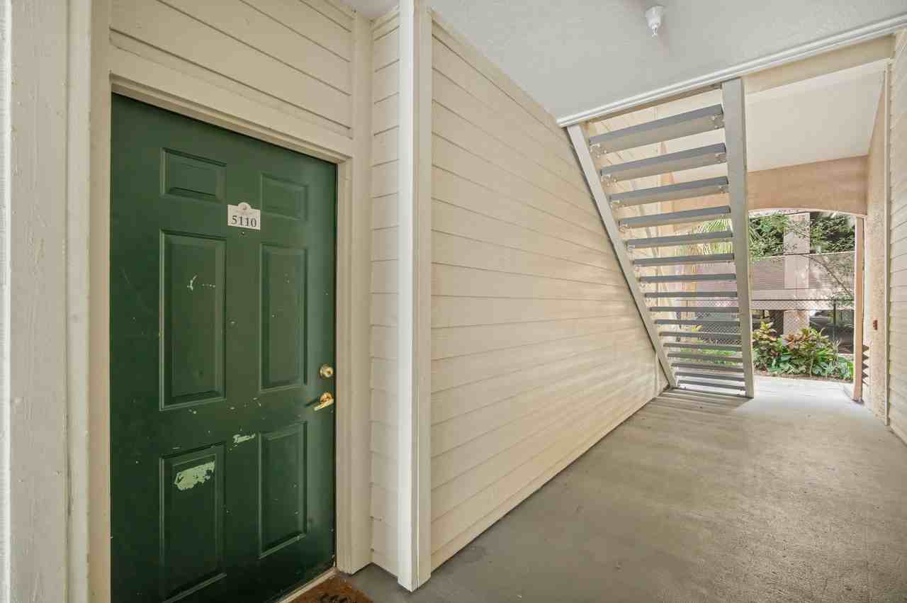 5110 Bay Club Cir - Photo 4 of 30