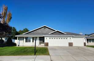 featured image of 5811 Austin Ct
