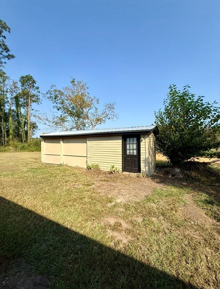 114 Benny Rd - Photo 2 of 12