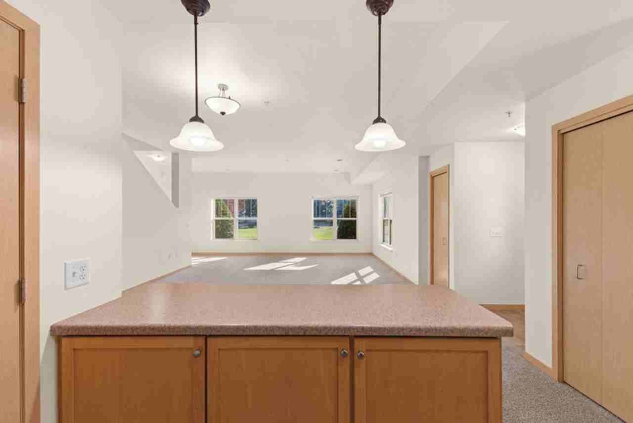 706 Fulton Street - Photo 4 of 50