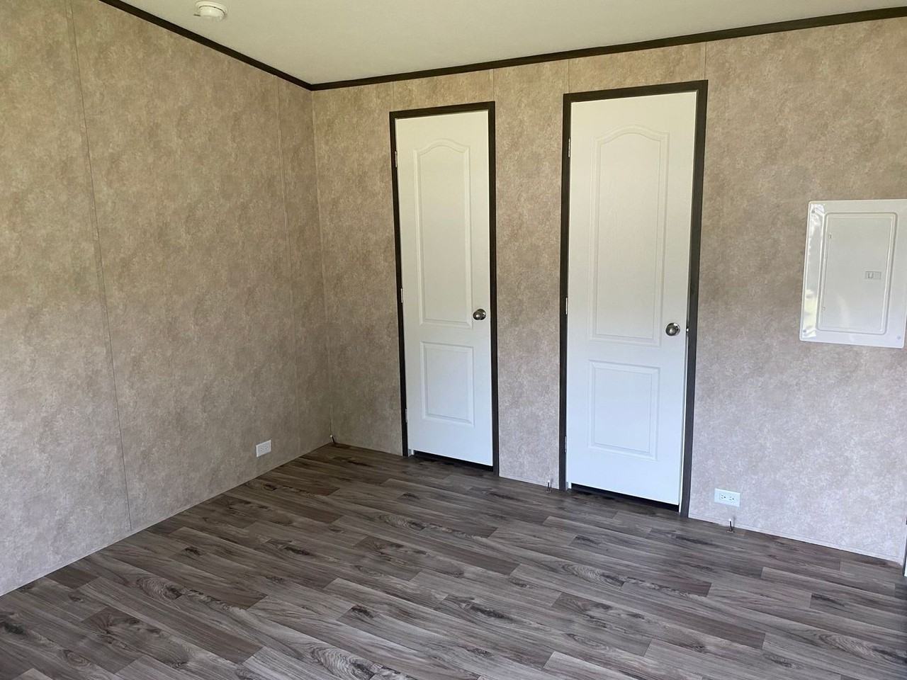 Redwood Estates Homes - Photo 7 of 15