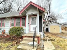 1018 N Maple St - Photo 1 of 1