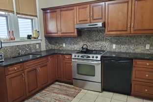 527 W Lemon St - Photo 1 of 1
