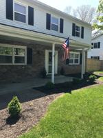 featured image of 2212 E Queens Way