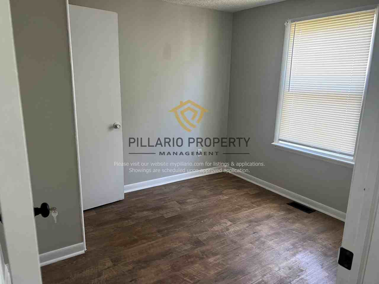 3245 Foltz St - Photo 7 of 22