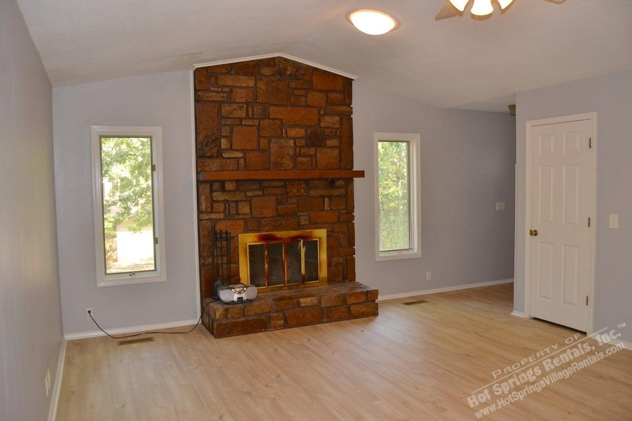 95 Murcia Way - Photo 4 of 50