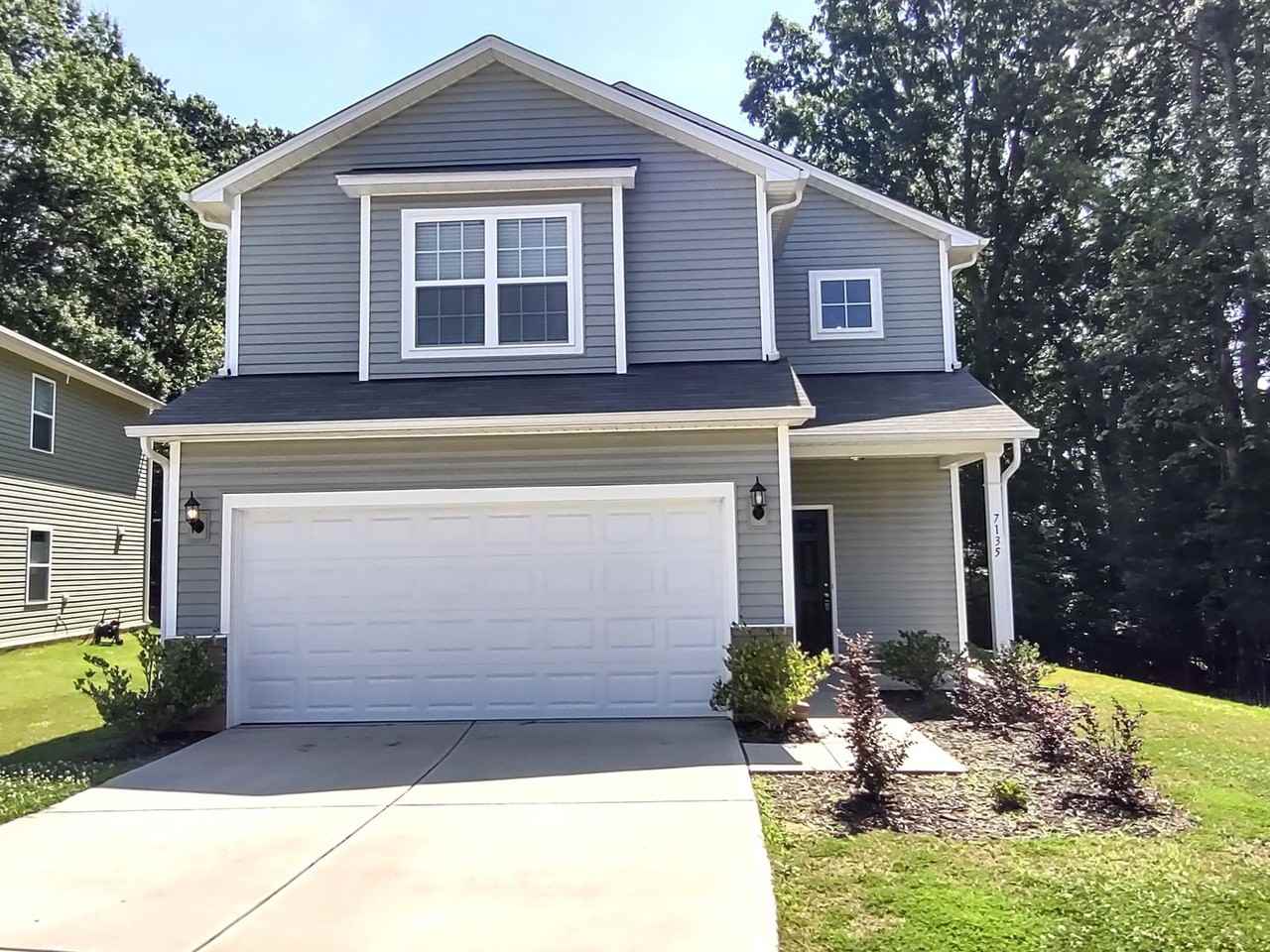 7135 Thornrose Dr - Photo 2 of 38