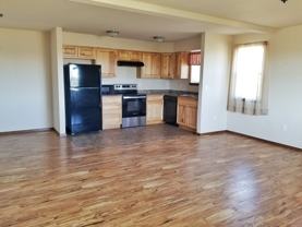 912 S Main St - Photo 1 of 1