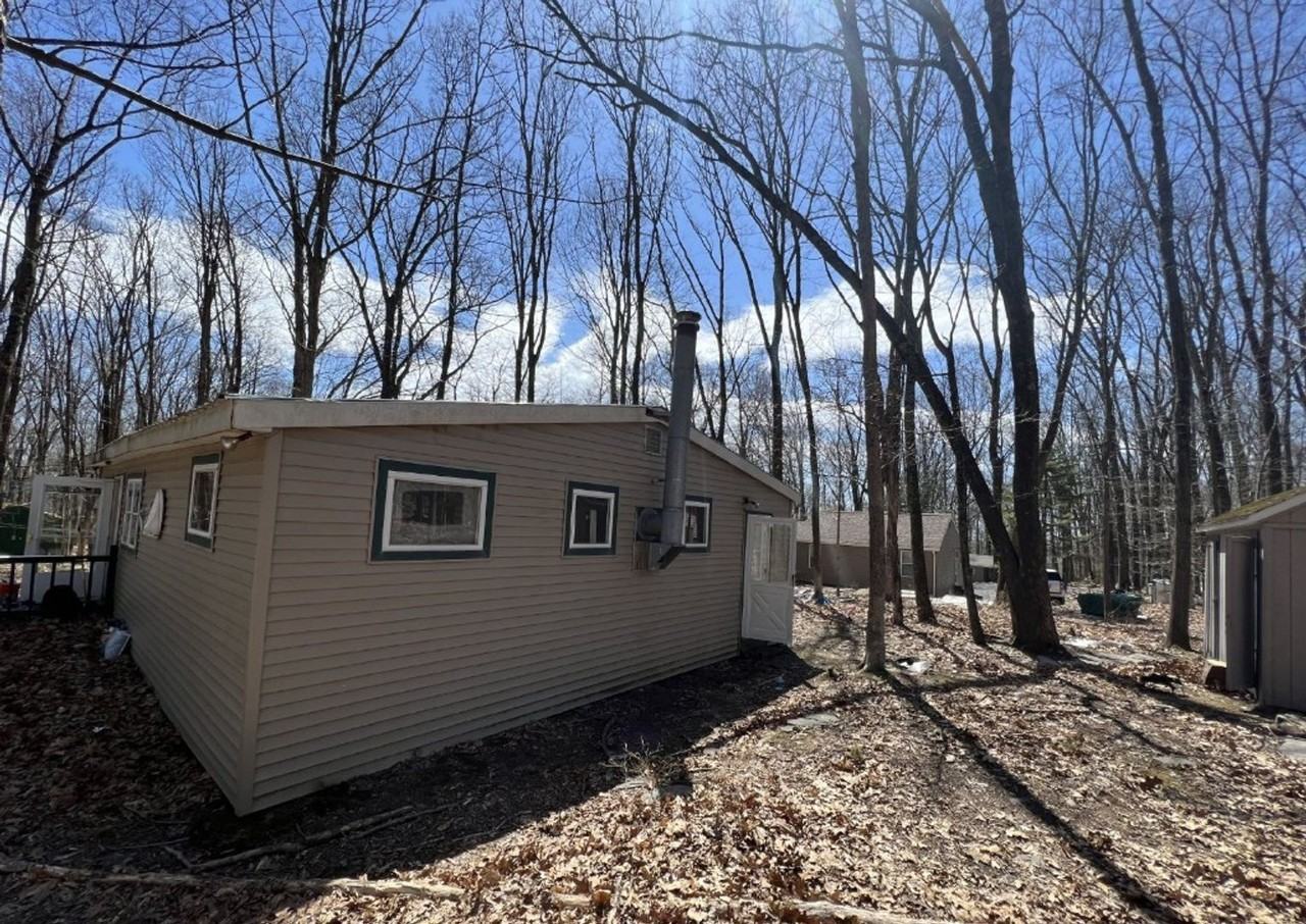 2208 Linden Lane - Photo 2 of 10