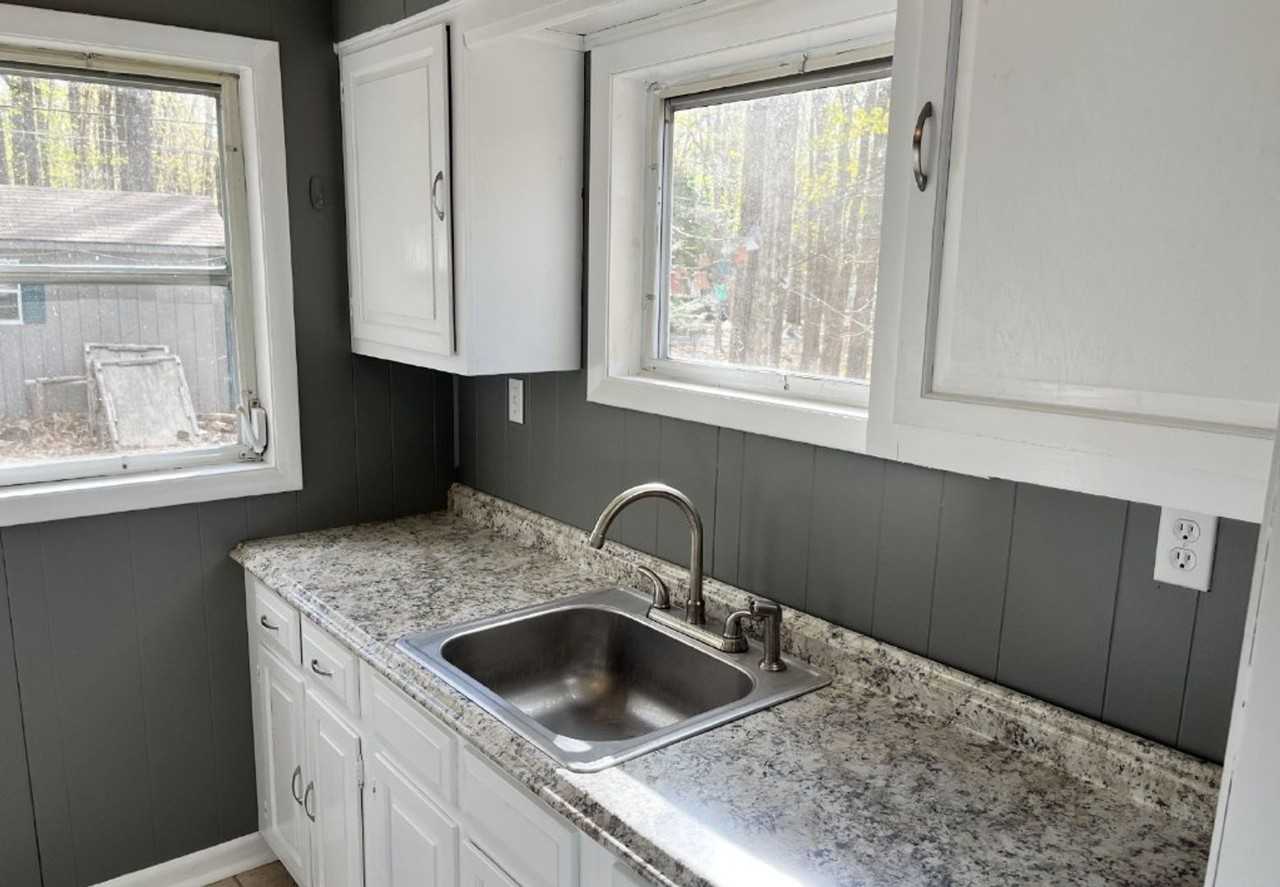 2208 Linden Lane - Photo 3 of 10