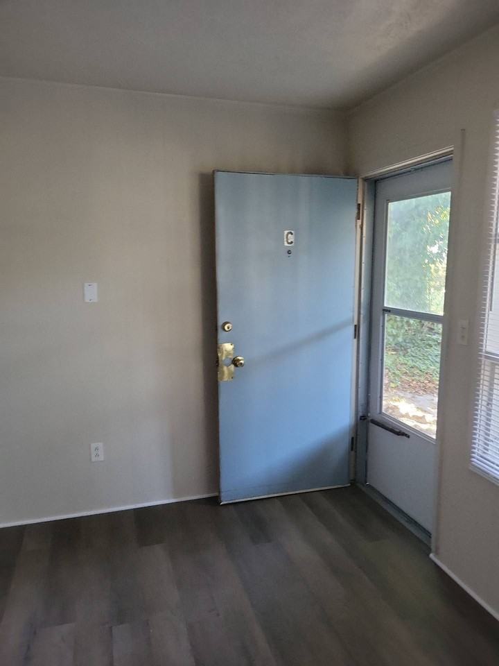 175 Dupre Avenue - Photo 2 of 7