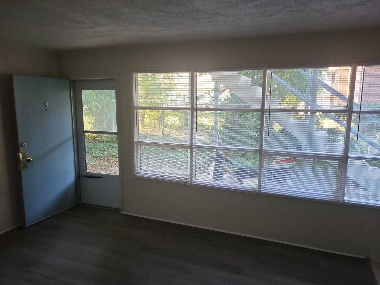 175 Dupre Avenue - Photo 3 of 7