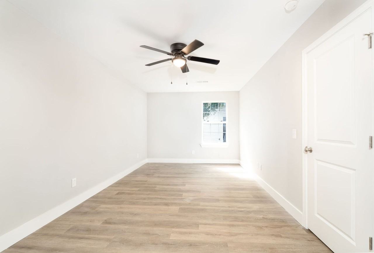 Flats on Florida 3310 - Photo 6 of 30