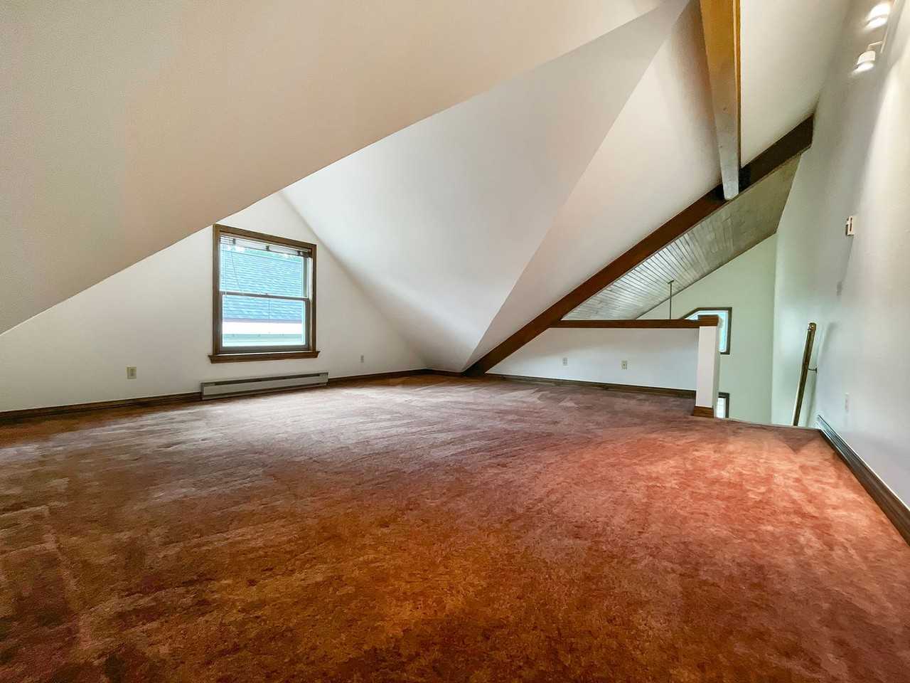 217 South Harris Street - Photo 7 of 19