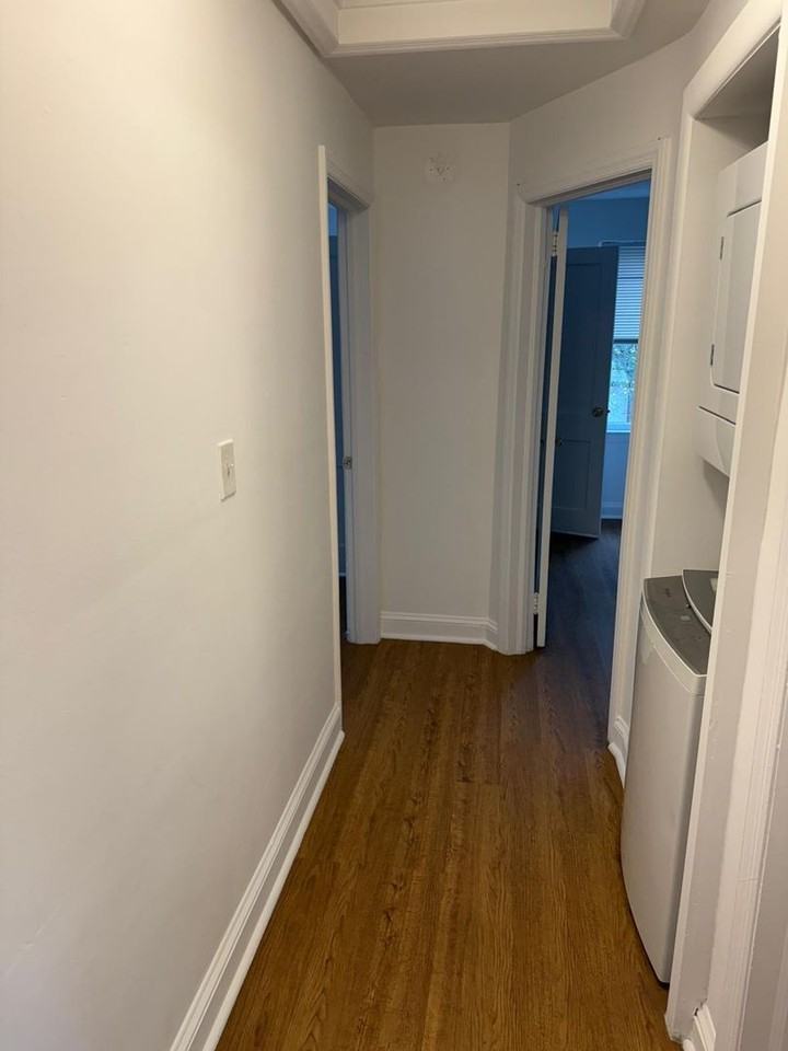 Maple Court Apartments - Photo 6 of 22