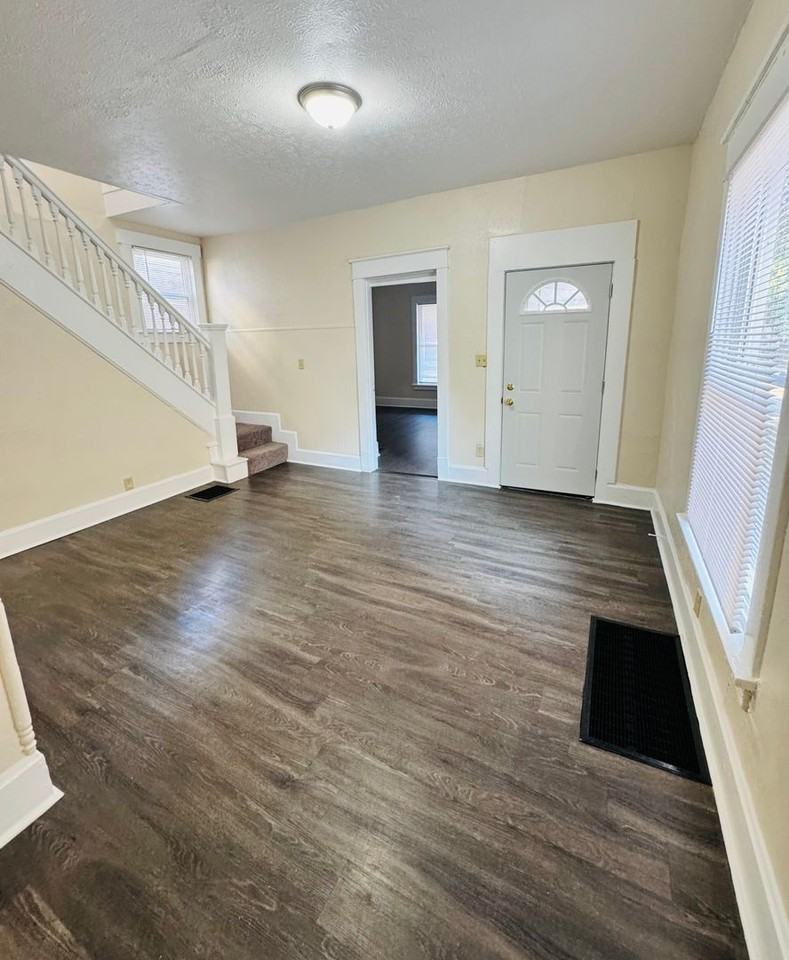 1818 Logan Avenue - Photo 2 of 15