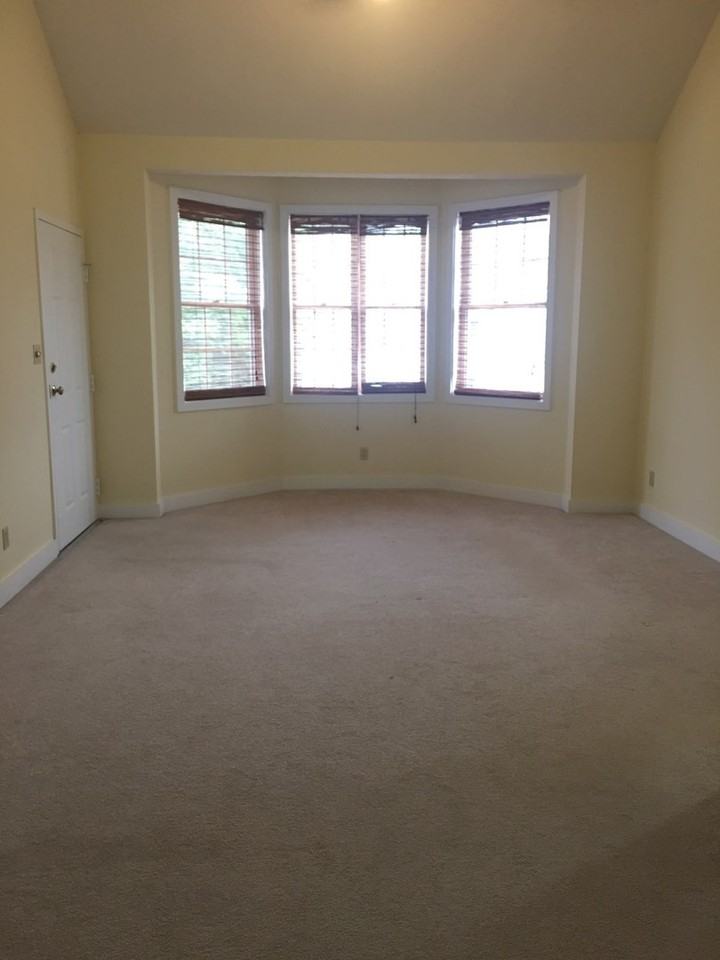 421 South Madison Street - Photo 2 of 20