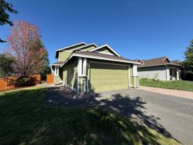 1765 Nw Kingwood Ave - Photo 1 of 1