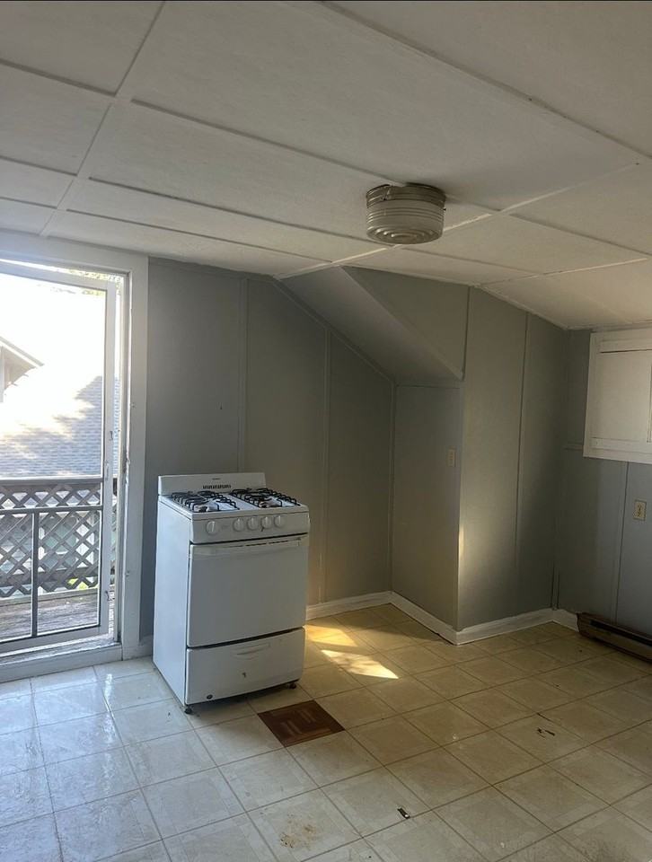 PM 14 103rd St. - Photo 5 of 20