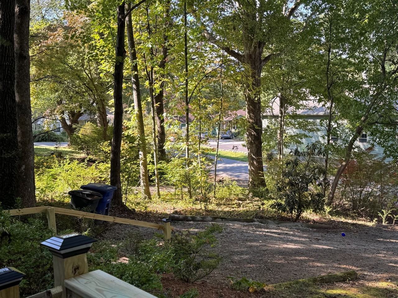 702 Holly Ave - Photo 4 of 35