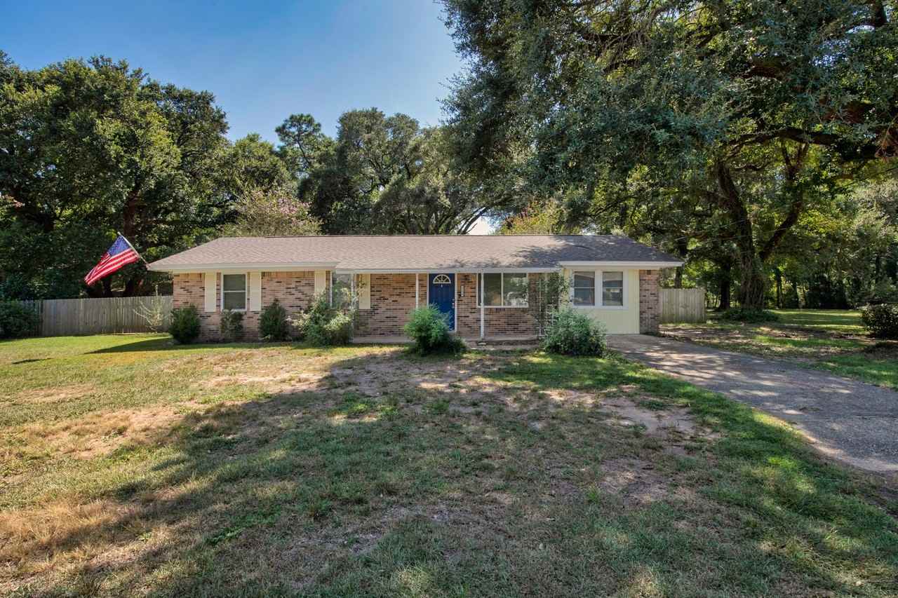 5229 Compass Ct - Photo 2 of 37