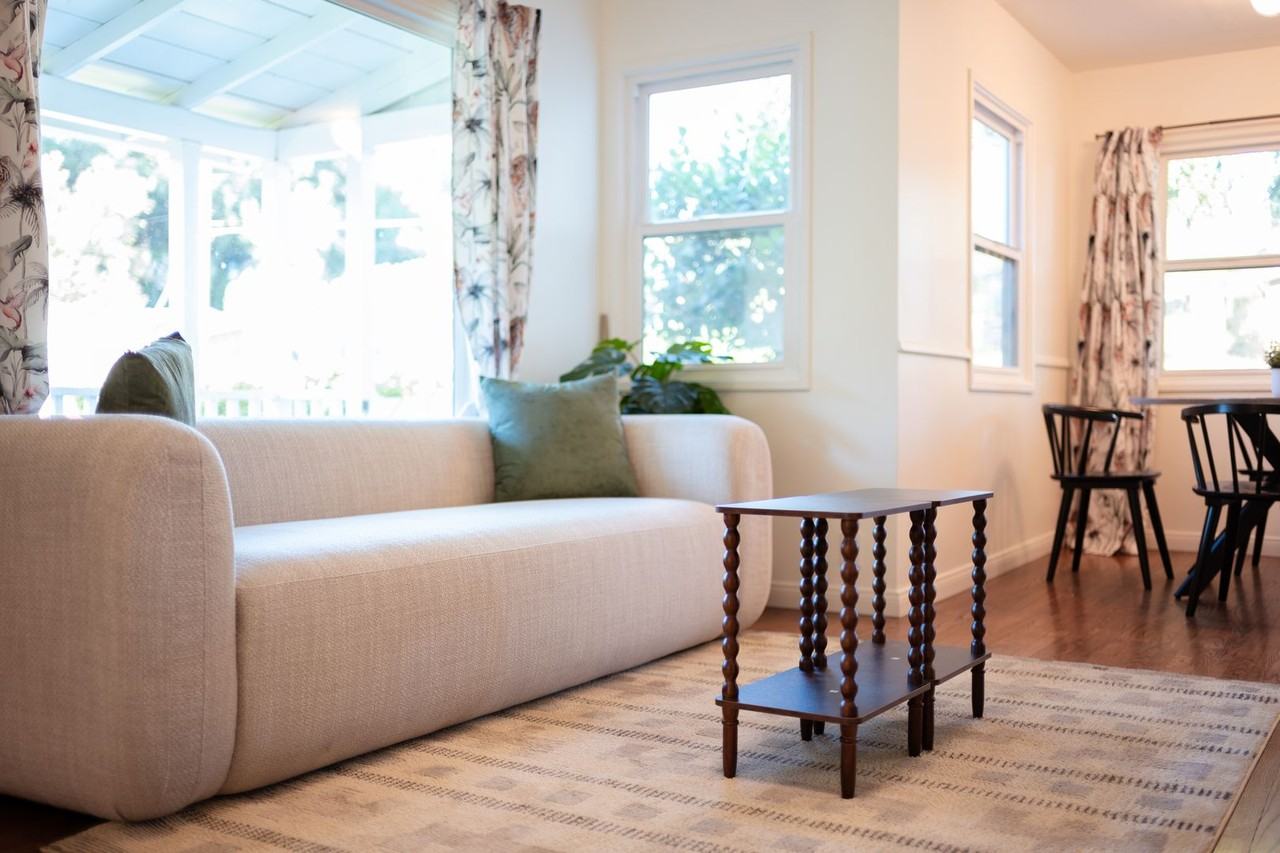 252 E Scenic Dr - Photo 3 of 25