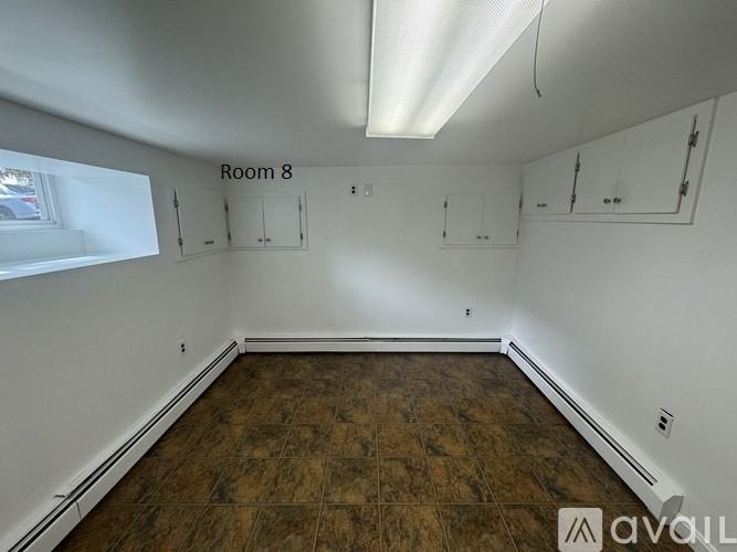 131 Webster St - Photo 7 of 16