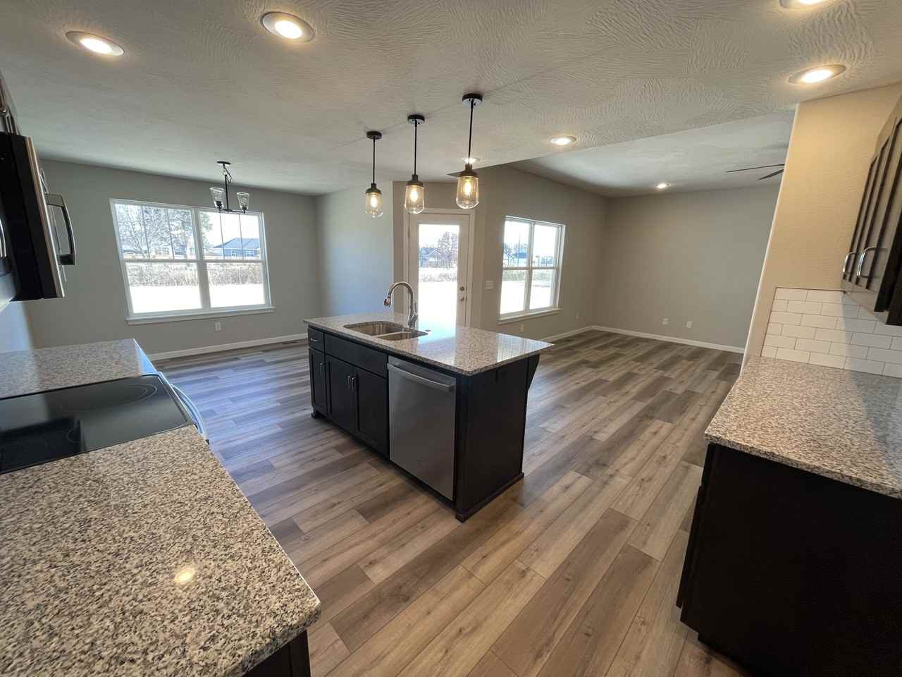 712 N Glenwood Ave #NA - Photo 5 of 12