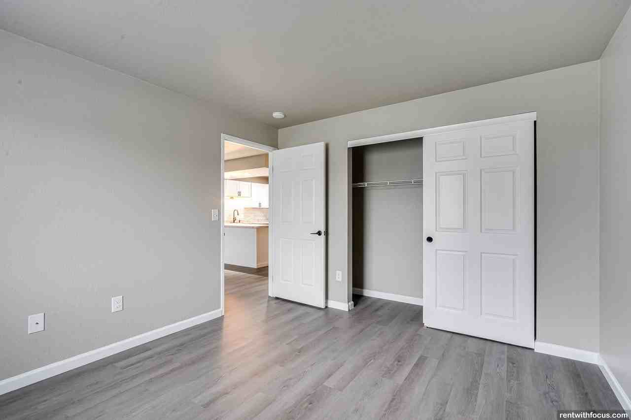 Nova Suites - Photo 7 of 41