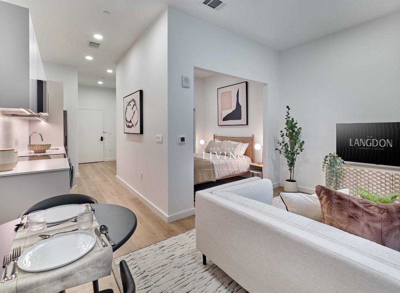 Langdon Pl #1505 - Photo 2 of 9