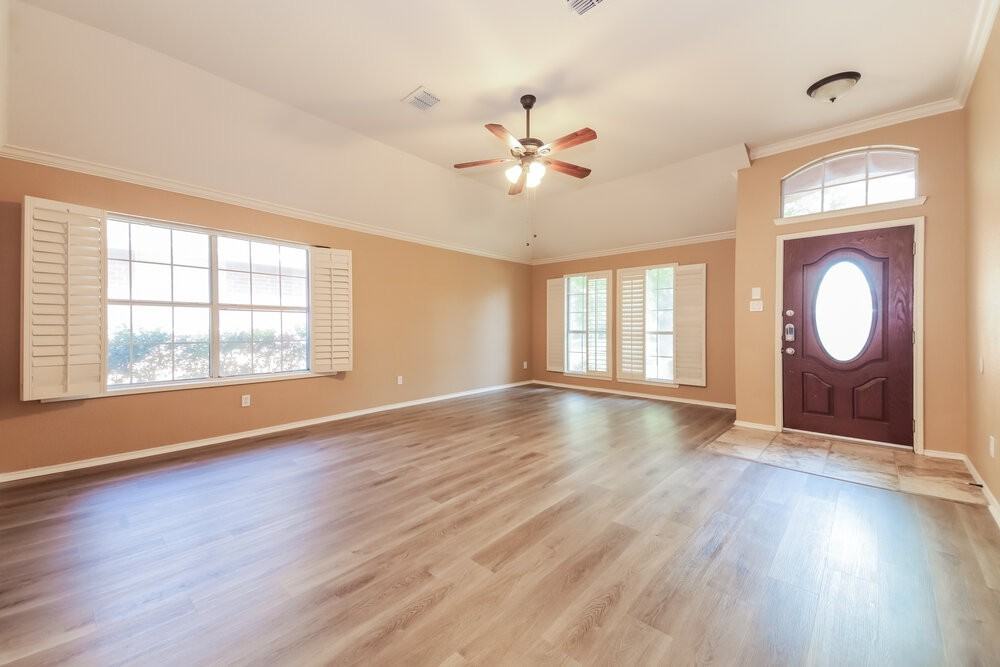 4713 Baton Rouge Blvd - Photo 3 of 16