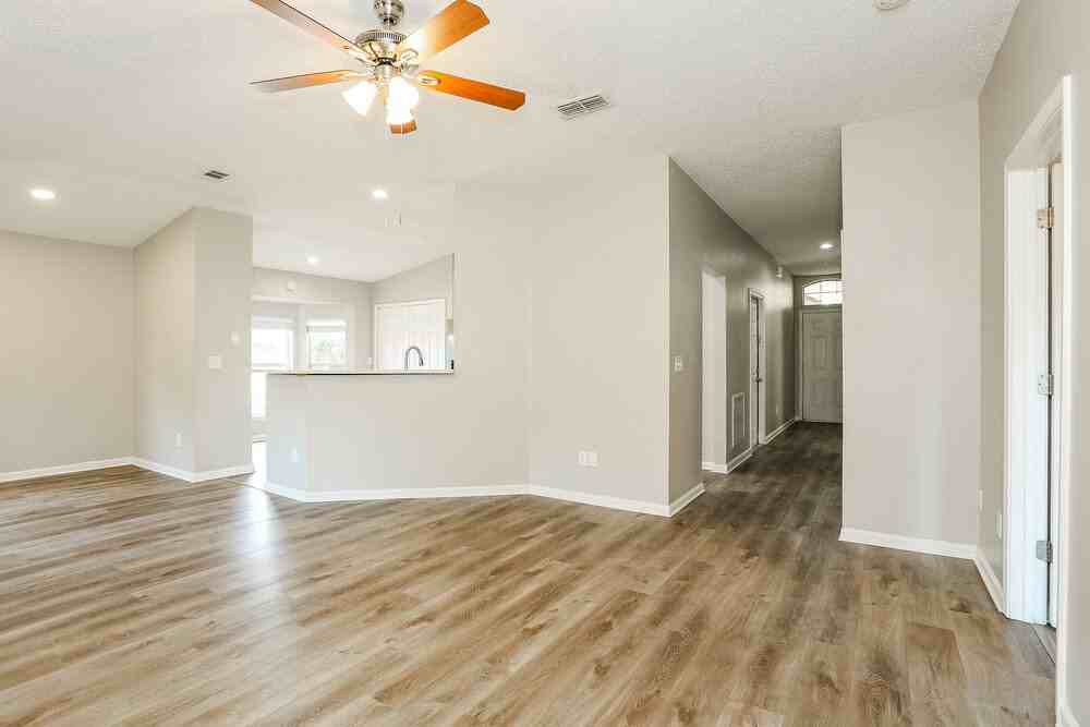 3272 Net Ct - Photo 4 of 16