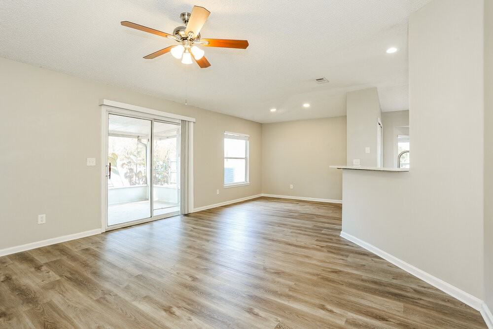 3272 Net Ct - Photo 5 of 16