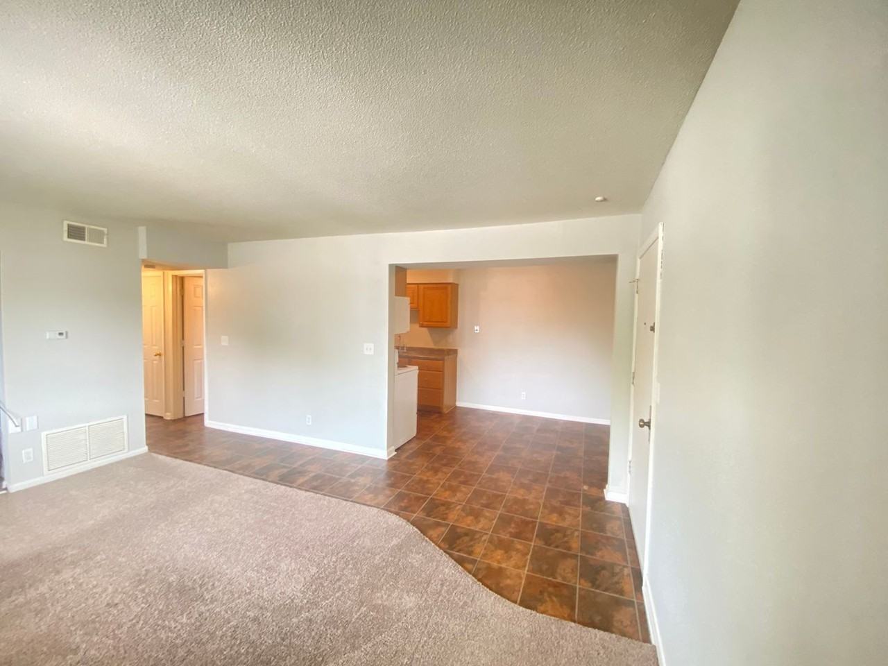 Willow Run Heights - Photo 5 of 30