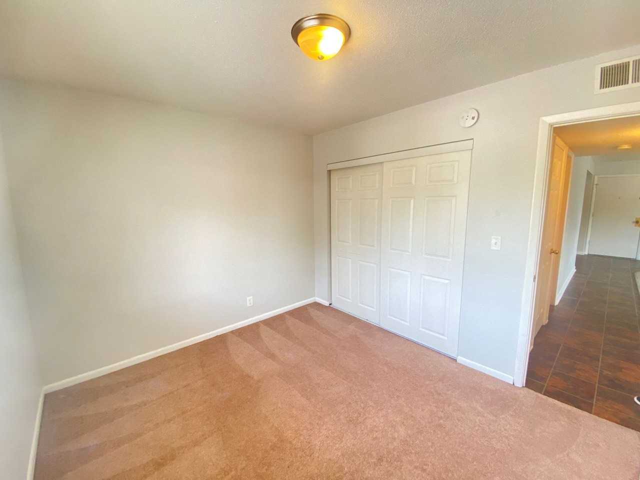 Willow Run Heights - Photo 7 of 30