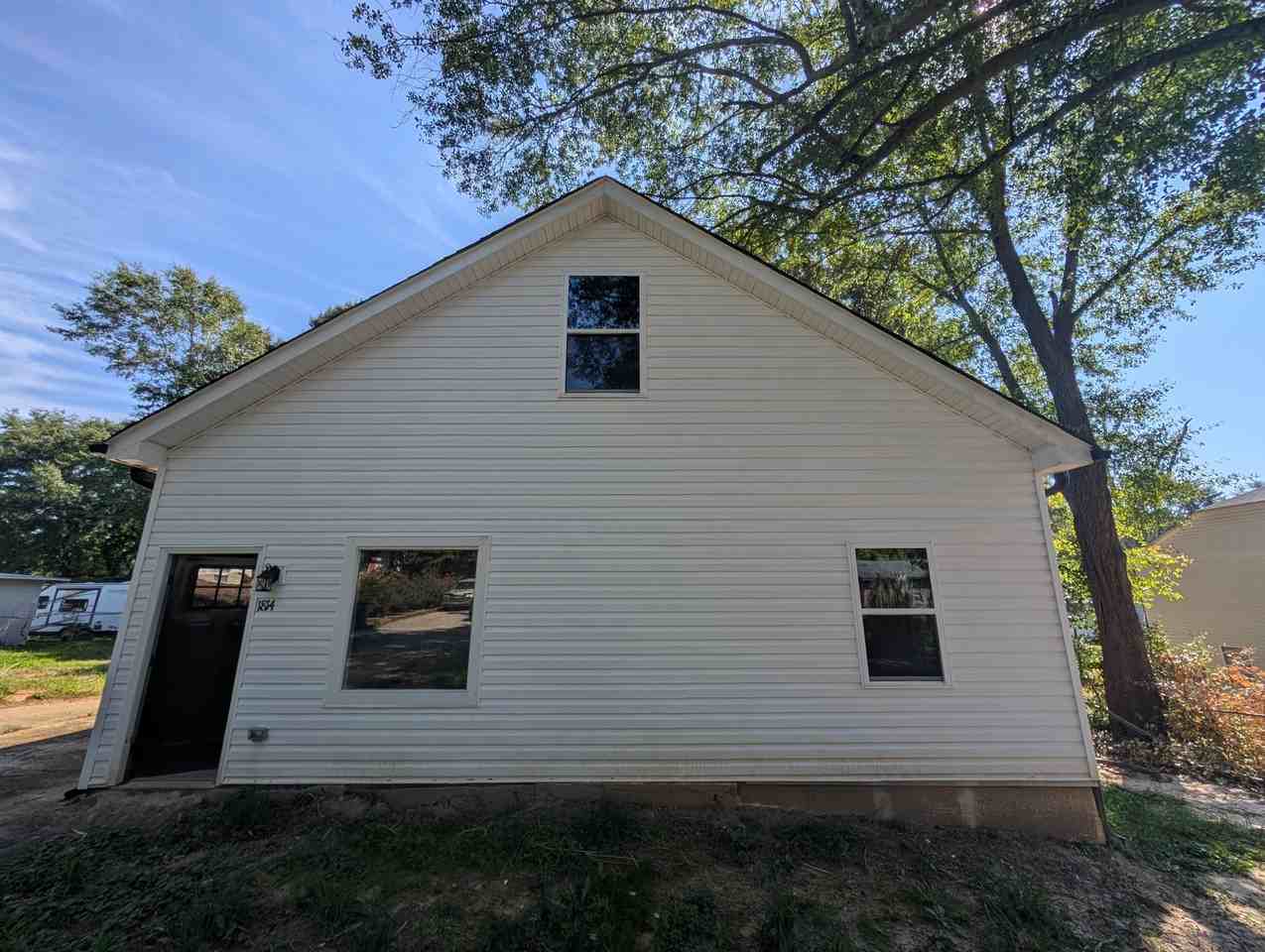 1814 Hart St - Photo 4 of 16