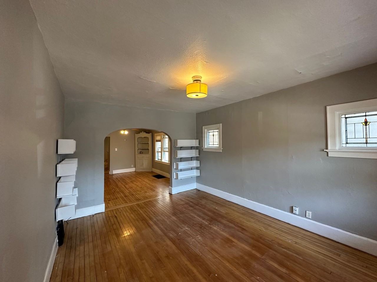 824 East Wright Street - Photo 5 of 11