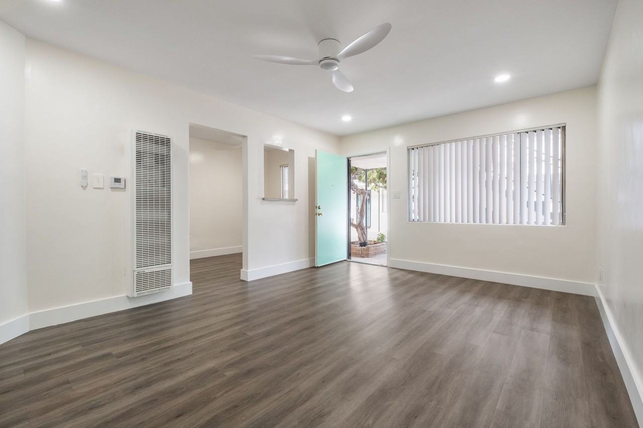 Boulevard Apartments - Photo 5 of 21