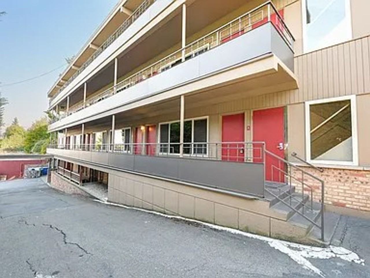 Lynn Vista - Photo 3 of 3