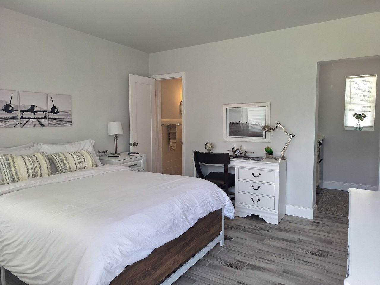 805 N Dixie Fwy #5 - Photo 4 of 15