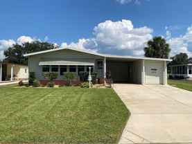 748 Turnberry Ln - Photo 1 of 1